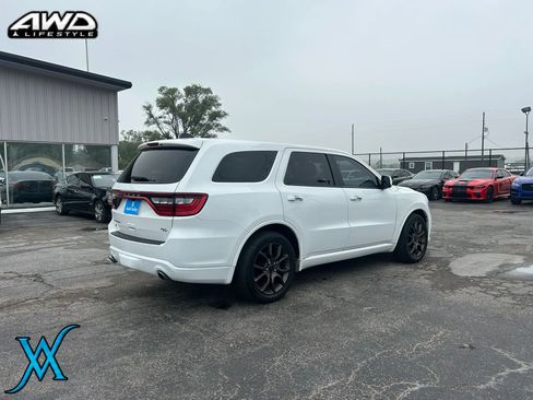 Used 2018 Dodge Durango R/T w/ Technology Group AWD/4WD image 7