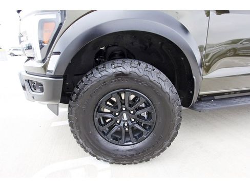 Used 2025 Ford F150 Raptor AWD/4WD image 26