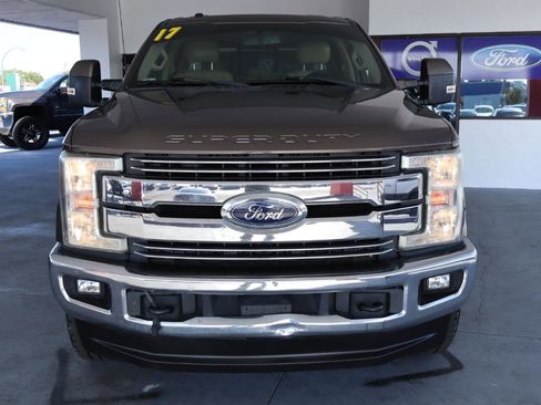 Used 2017 Ford F350 Lariat w/ Lariat Value Package AWD/4WD image 10