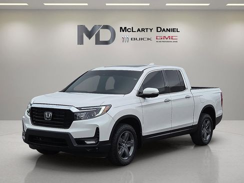 Used 2023 Honda Ridgeline RTL-E image 2