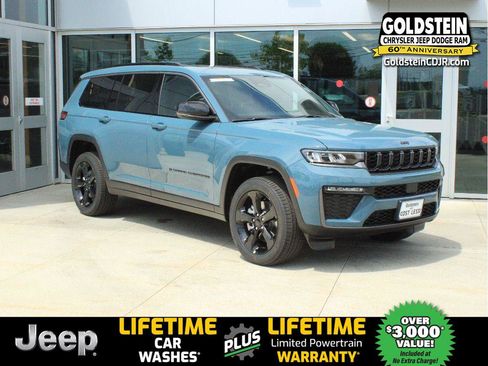 New 2026 Jeep Grand Cherokee L Limited w/ Limited Altitude Package AWD/4WD image 1
