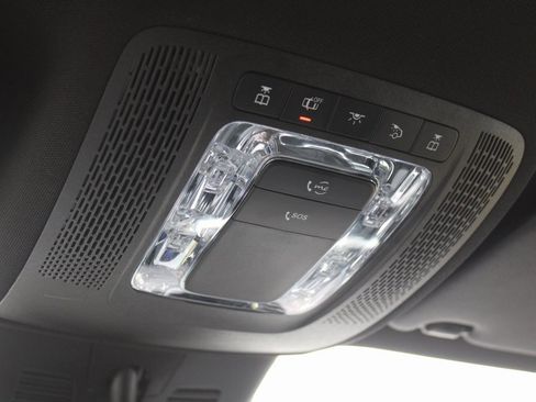 Certified 2025 Mercedes-Benz GLB 250 image 20