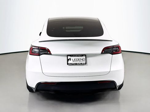 Used 2023 Tesla Model Y Performance AWD/4WD image 5