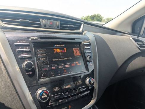 Used 2024 Nissan Murano SV FWD image 21