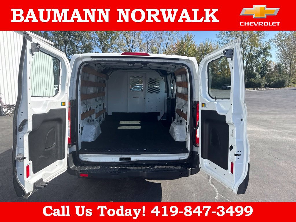 Used 2015 Ford Transit 250 130 Low Roof w/ Exterior Upgrade Package RWD image 36
