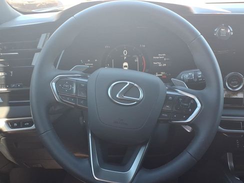 Used 2025 Lexus RX 350 FWD w/ Technology Package image 12