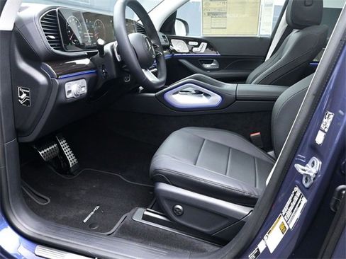 New 2026 Mercedes-Benz GLS 450 4MATIC image 17
