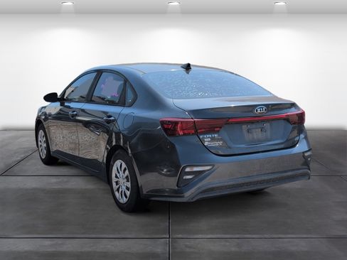 Used 2020 Kia Forte Sedan FWD image 3