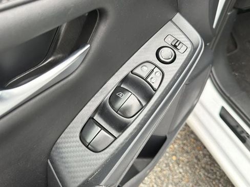 Used 2024 Nissan Sentra SV image 23