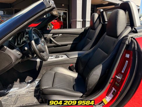 Used 2016 BMW Z4 sDrive35i RWD image 25