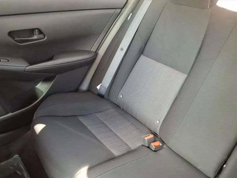 Used 2024 Nissan Sentra SV image 16