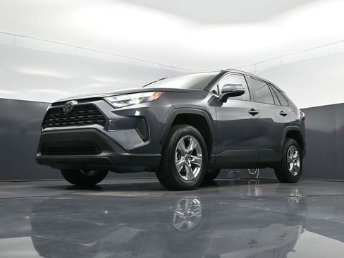 Used 2024 Toyota RAV4 XLE image 39