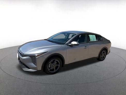 Used 2025 Kia K4 FWD image 8