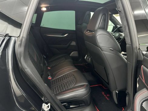 Used 2022 Maserati Levante Trofeo AWD/4WD image 24