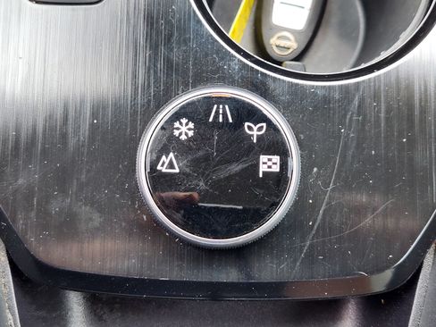 Certified 2022 Nissan Rogue SV AWD/4WD image 21