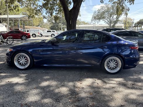 Used 2017 Alfa Romeo Giulia AWD w/ Sport Appearance Package image 2