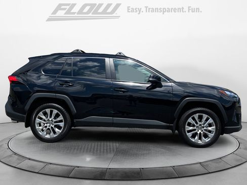 Used 2025 Toyota RAV4 XLE Premium w/ Weather Package AWD/4WD image 10