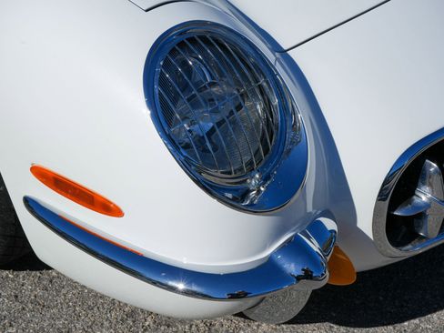 Used 2003 Chevrolet Corvette Convertible w/ Preferred Equipment Group1 image 5