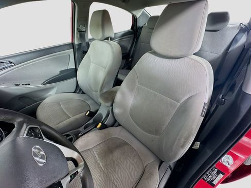 Used 2014 Hyundai Accent GLS w/ Option Group 2 image 19