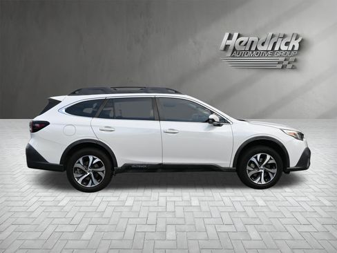 Used 2020 Subaru Outback Limited AWD/4WD image 10