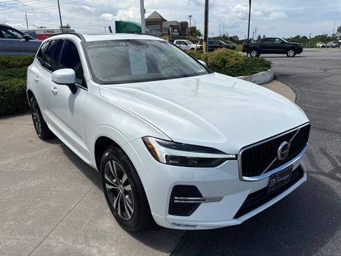 Certified 2023 Volvo XC60 B5 Core w/ Climate Package AWD/4WD image 5