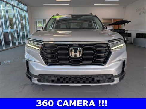 Used 2023 Honda Pilot Elite image 3