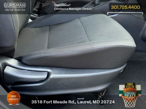 New 2025 Nissan Kicks Play S image 8