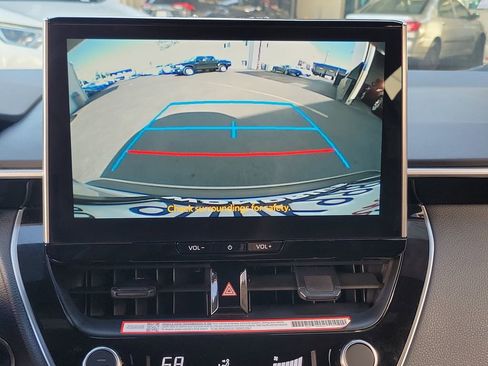 Used 2025 Toyota Corolla SE w/ SE Premium Package image 27