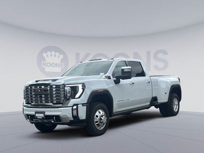 New 2026 GMC Sierra 3500 Denali w/ Denali Reserve Package