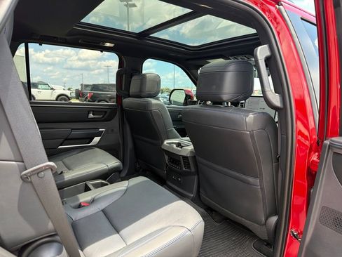 Used 2024 Toyota Sequoia Platinum AWD/4WD image 20