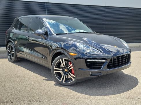 Used 2014 Porsche Cayenne AWD/4WD image 3
