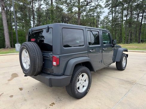 Used 2016 Jeep Wrangler Unlimited Sport w/ Quick Order Package 24S AWD/4WD image 5