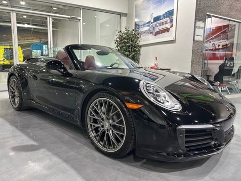 Used 2017 Porsche 911 Carrera image 17