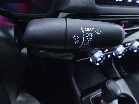 Used 2022 Honda Civic Sport image 17