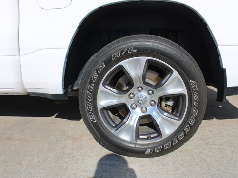 Used 2023 RAM 1500 Laramie image 11