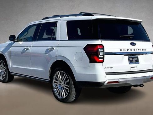 Certified 2024 Ford Expedition Limited image 10