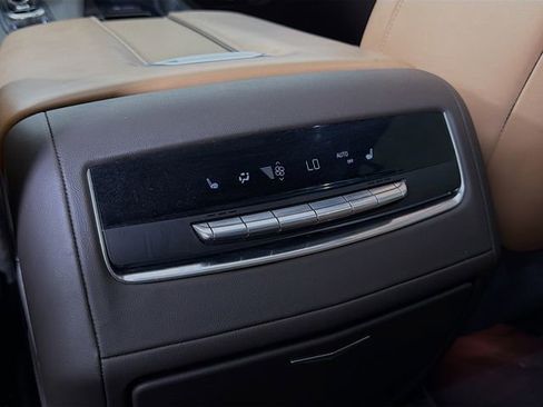 Used 2023 Cadillac Escalade ESV Sport w/ Touring Package RWD image 26