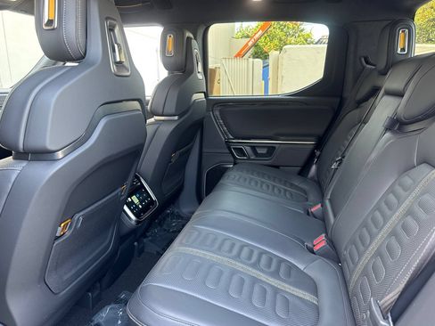 Used 2022 Rivian R1T Adventure AWD/4WD image 12