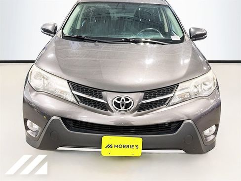 Used 2013 Toyota RAV4 XLE AWD/4WD image 2