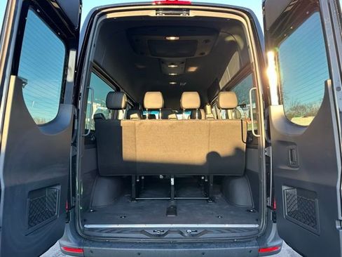 New 2025 Mercedes-Benz Sprinter 2500 image 10
