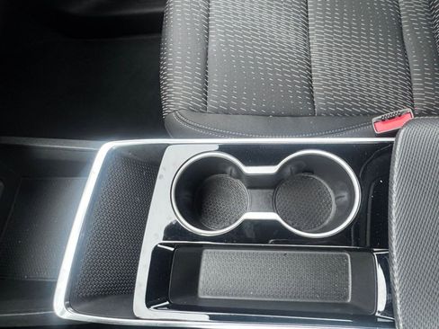 Used 2025 Chevrolet Equinox LT image 42