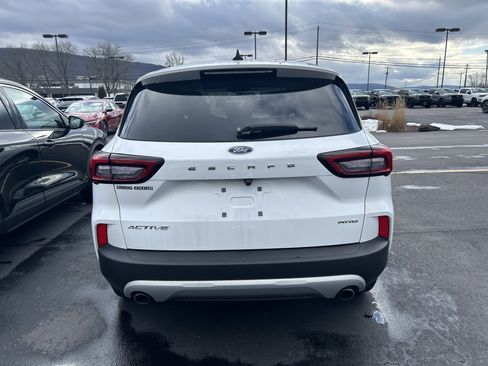 Used 2023 Ford Escape Active image 5