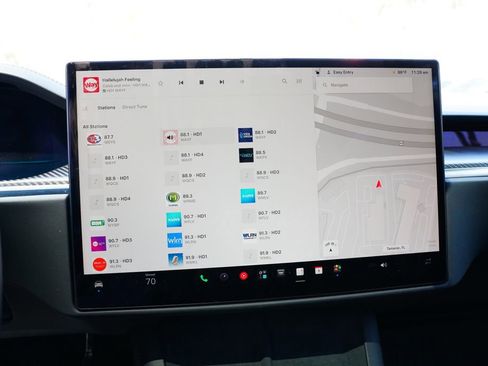 Used 2022 Tesla Model X Plaid AWD/4WD image 27