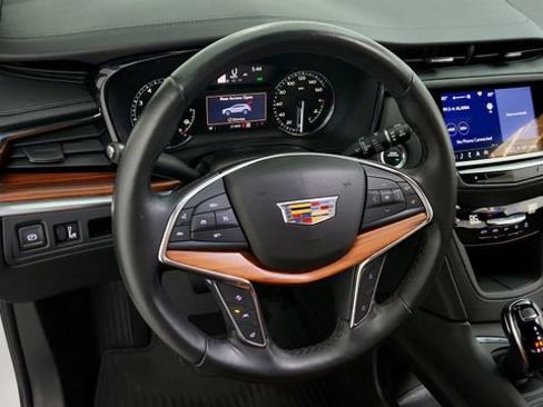 Certified 2023 Cadillac XT5 Premium Luxury image 13