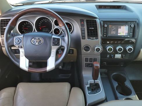 Used 2015 Toyota Sequoia Platinum w/ Preferred Accessory Package AWD/4WD image 11