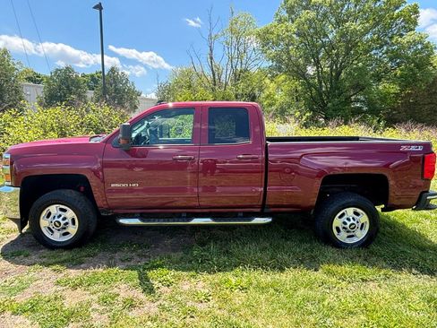 Used 2017 Chevrolet Silverado 2500 LT w/ All Star Edition AWD/4WD image 8