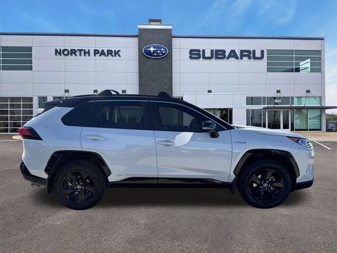 Used 2020 Toyota RAV4 XSE image 2