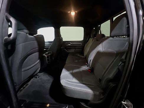 Used 2022 RAM 1500 Big Horn AWD/4WD image 16
