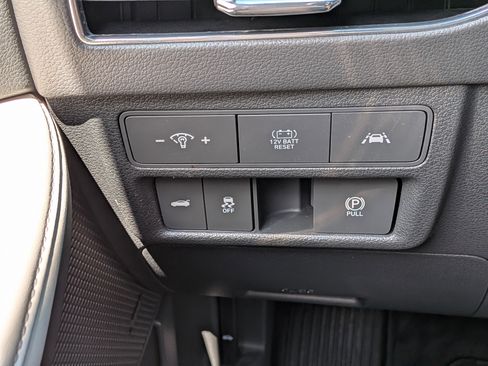 Used 2023 Hyundai Sonata Limited w/ Cargo Package FWD image 21