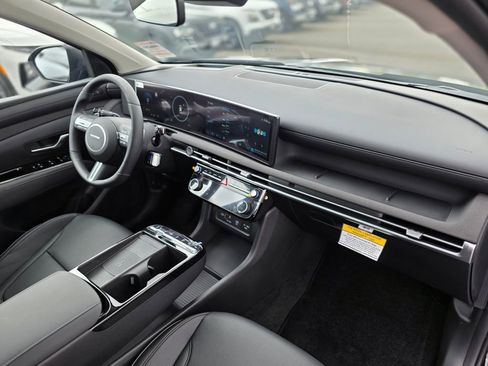 New 2026 Hyundai Tucson Limited AWD/4WD image 9